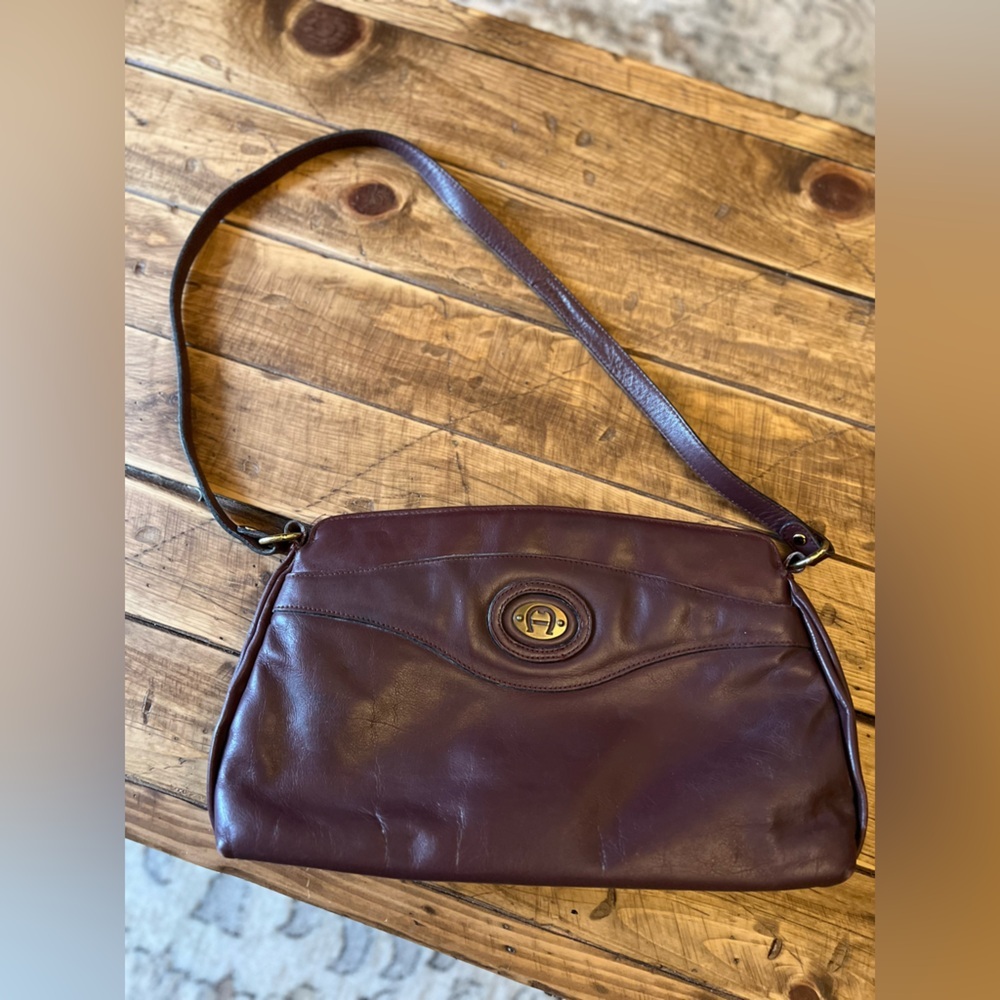 *Etienne Aigner Vintage Oxblood Leather Shoulder Cross Body Bag‎